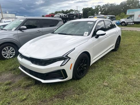 Used 2025 Kia K5 LXS FWD image 2