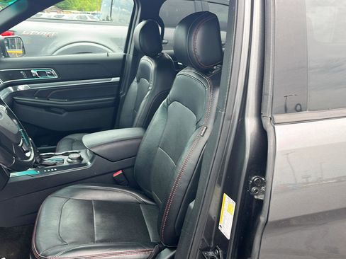 Used 2016 Ford Explorer Sport w/ Equipment Group 401A AWD/4WD image 20