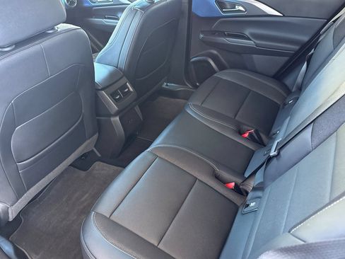 Used 2024 Chevrolet Equinox EV LT w/ Active Safety Package 3 FWD image 6
