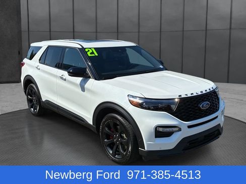 Used 2021 Ford Explorer ST w/ ST Street Pack AWD/4WD image 3