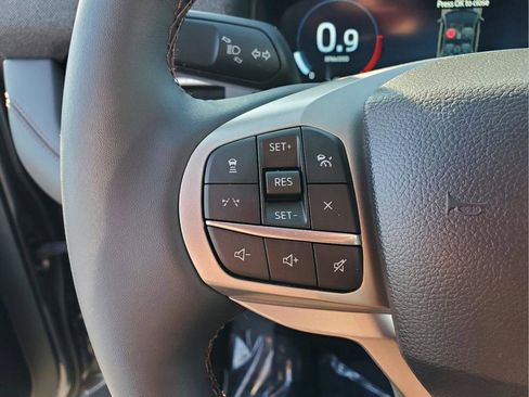 New 2025 Ford Explorer Active w/ Active Comfort Package image 22