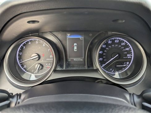 Used 2021 Toyota Camry SE image 29