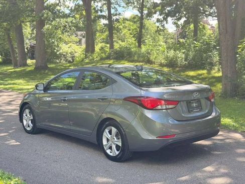 Used 2016 Hyundai Elantra Value Edition FWD image 4