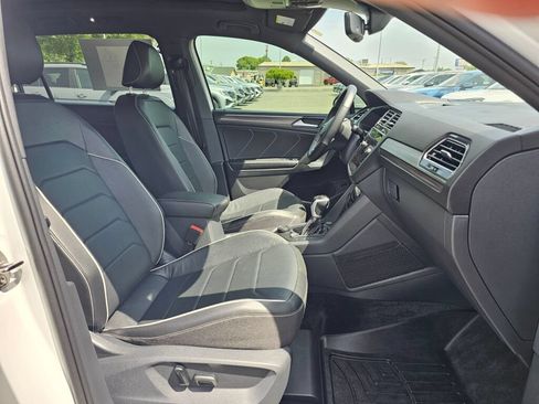 Certified 2024 Volkswagen Tiguan SEL R-Line AWD/4WD image 14