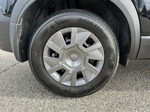 New 2026 Nissan Kicks S image 17