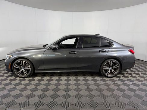 Used 2022 BMW 330i Sedan w/ Driving Assistance Package RWD image 9