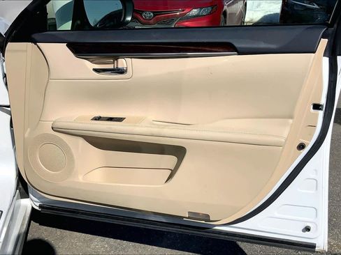 Used 2013 Lexus ES 350 w/ Luxury Pkg image 23