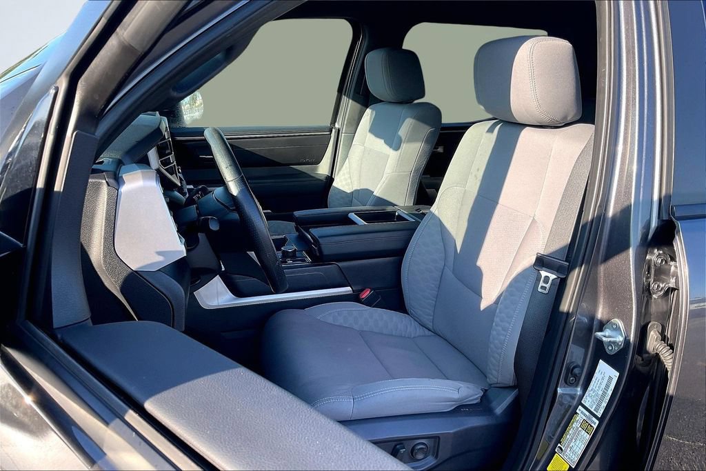 Used 2025 Toyota Tundra SR5 w/ SR5 Convenience Package AWD/4WD image 23