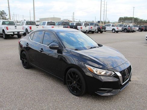 Used 2020 Nissan Sentra S w/ Trunk Package FWD image 2