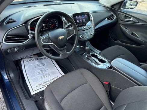 Used 2019 Chevrolet Malibu LT w/ Driver Confidence Package II FWD image 17