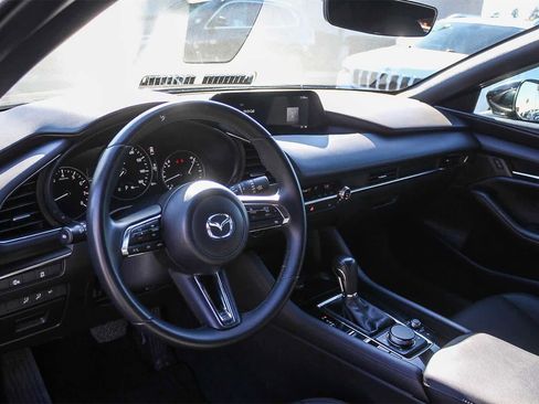 Used 2024 MAZDA MAZDA3 s image 24