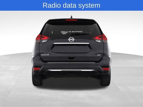Used 2018 Nissan Rogue S AWD/4WD image 7