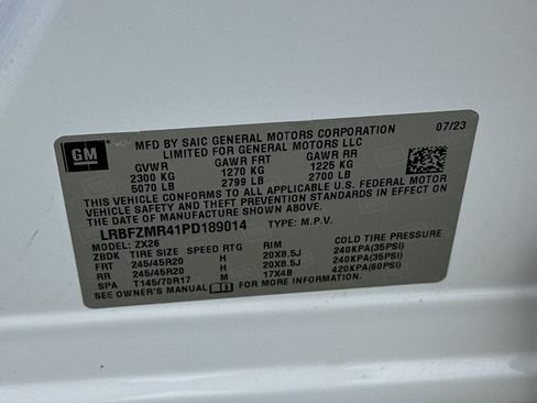 Used 2023 Buick Envision Preferred w/ Sport Touring Package AWD/4WD image 29
