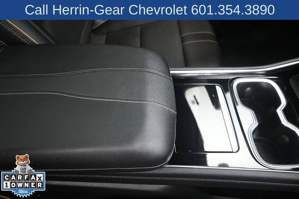 Used 2026 Chevrolet Traverse High Country FWD image 27