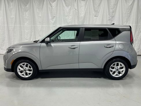 Used 2024 Kia Soul LX w/ Option Group 015 image 4
