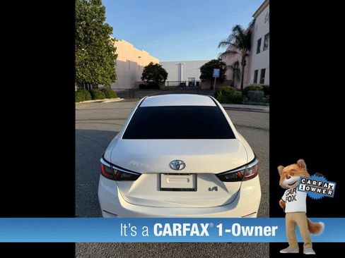 Used 2017 Toyota Yaris iA image 3