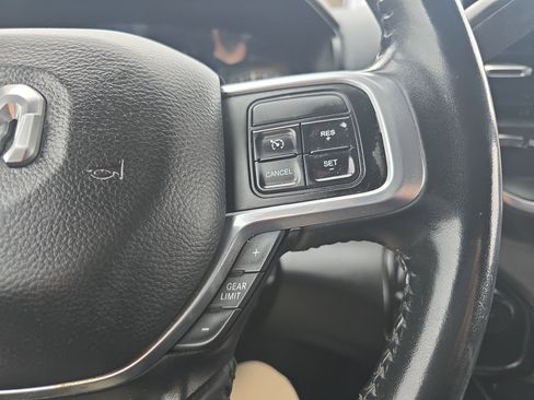 Used 2020 RAM 3500 Laramie w/ Night Edition image 23