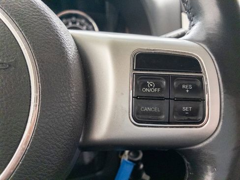 Used 2015 Jeep Compass High Altitude image 19