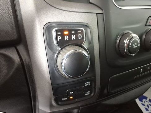 Used 2018 RAM 1500 Express w/ Express Value Package AWD/4WD image 27