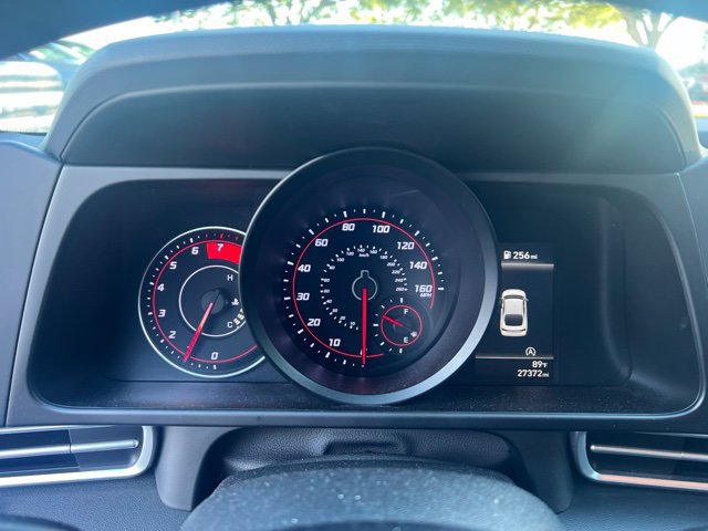 Certified 2021 Hyundai Elantra SE w/ Cargo Package FWD image 6