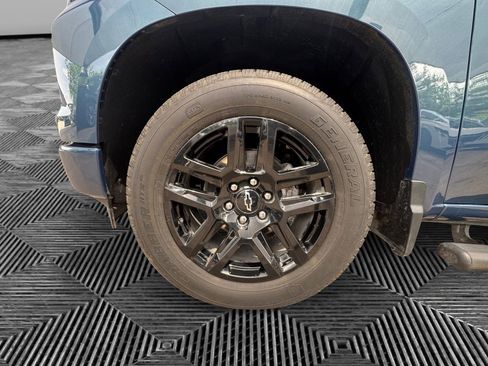 Used 2024 Chevrolet Silverado 1500 Custom RWD image 9