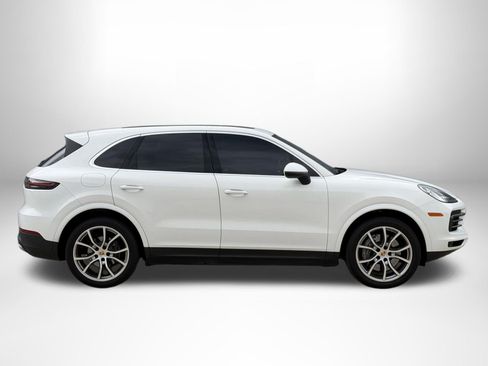 Used 2021 Porsche Cayenne AWD/4WD image 2