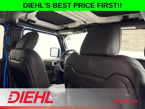 New 2026 Jeep Gladiator Rubicon AWD/4WD image 12