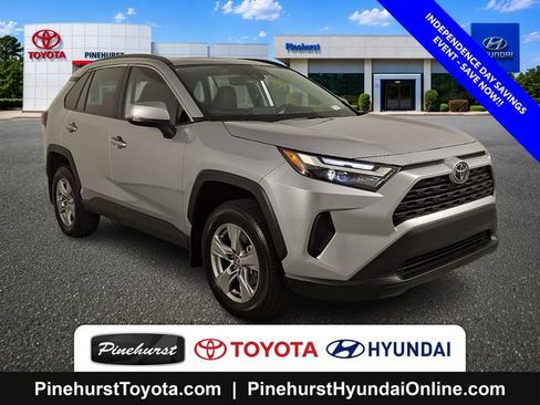 Used 2025 Toyota RAV4 XLE FWD image 1
