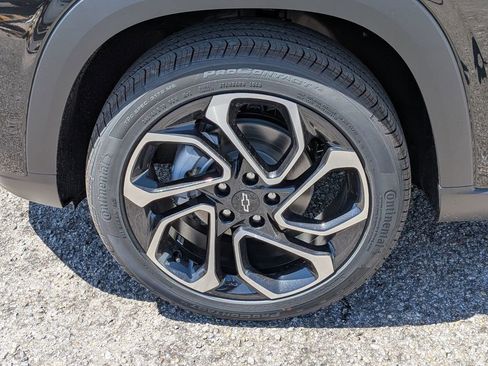 New 2026 Chevrolet Trax RS w/ Driver Confidence Package FWD image 11