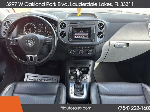 Used 2016 Volkswagen Tiguan S image 33
