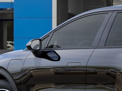 New 2026 Chevrolet Equinox EV LT image 12