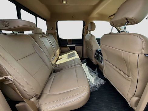Used 2015 Ford F150 Lariat AWD/4WD image 28