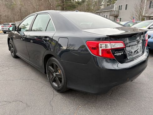 Used 2013 Toyota Camry SE w/ Leather Pkg image 7
