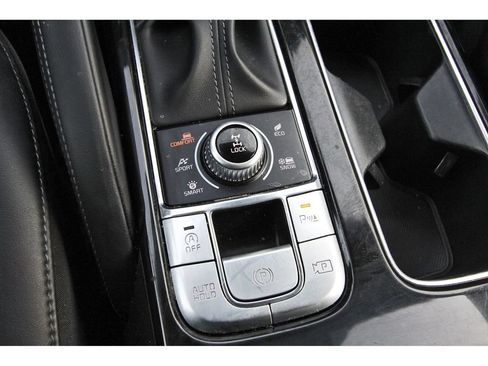 Used 2024 Kia Telluride SX Prestige AWD/4WD image 30