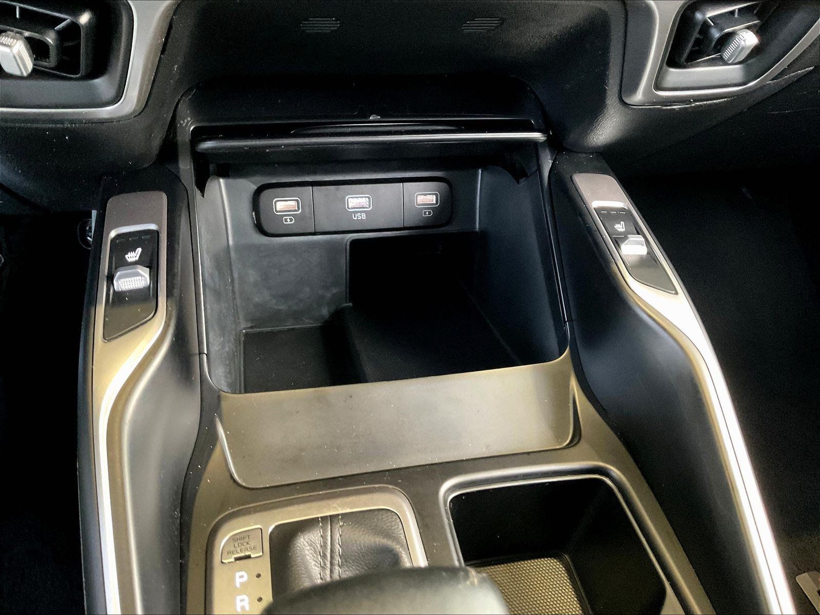 Used 2021 Kia Sorento S w/ Panoramic Sunroof Package FWD image 15