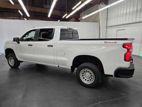 Used 2020 Chevrolet Silverado 1500 LT Trail Boss AWD/4WD image 3