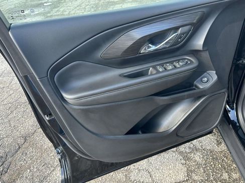 Certified 2023 GMC Terrain SLE w/ Driver Convenience Package image 16