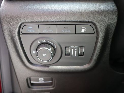 New 2025 Jeep Grand Cherokee Limited 4xe image 10