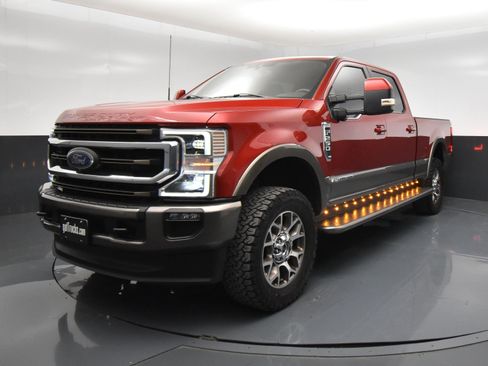 Used 2022 Ford F250 King Ranch w/ FX4 Off-Road Package AWD/4WD image 2