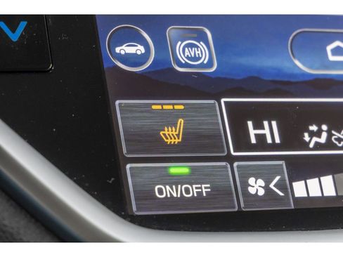 Used 2025 Subaru Ascent Premium w/ Premium Package image 27