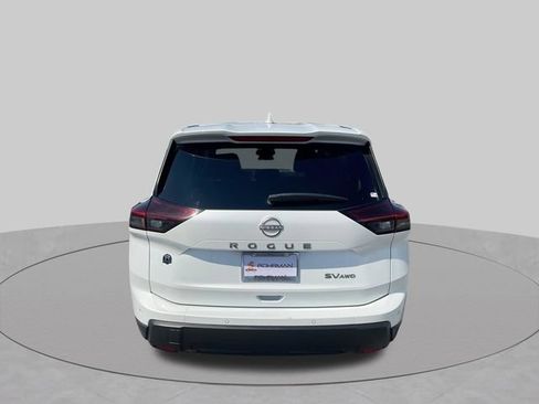 Certified 2024 Nissan Rogue SV AWD/4WD image 9