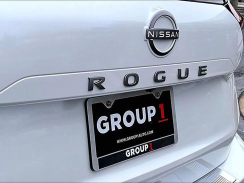 New 2026 Nissan Rogue SV image 15