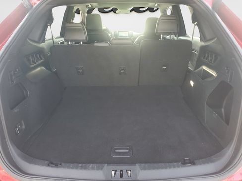Used 2020 Ford Edge ST-Line FWD image 13