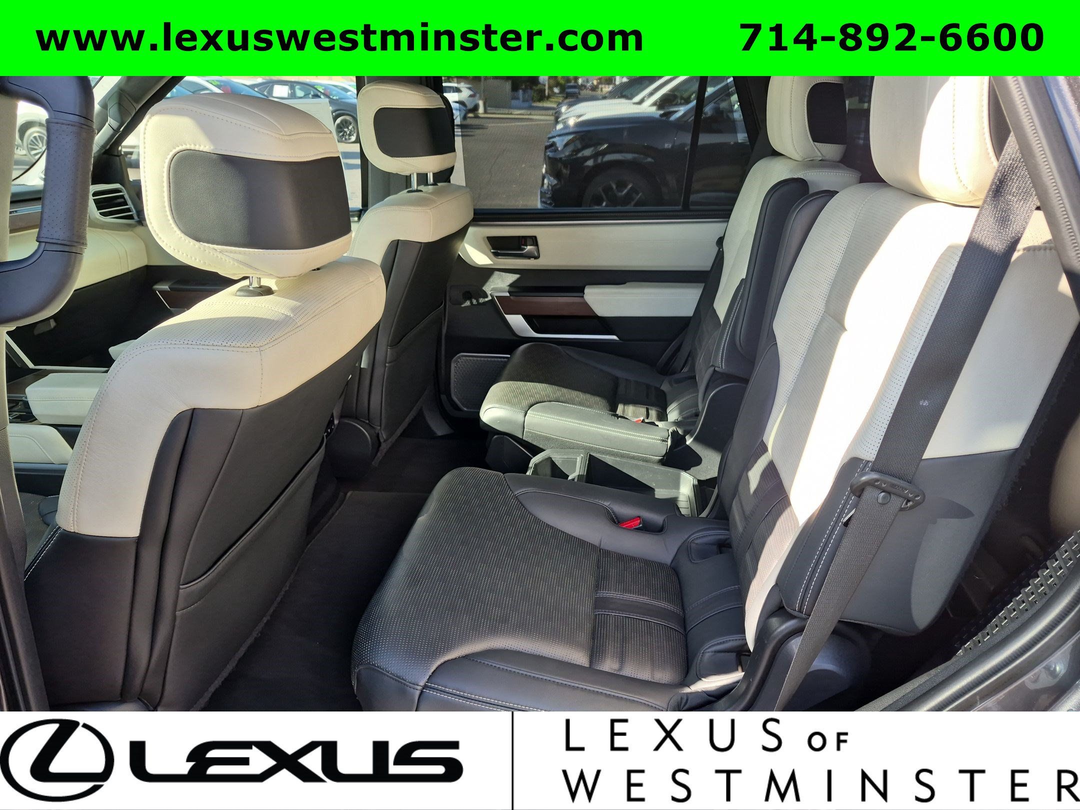 Used 2023 Toyota Sequoia Capstone AWD/4WD image 14