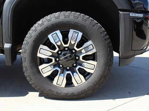 Used 2024 GMC Sierra 3500 Denali w/ Denali Reserve Package AWD/4WD image 43