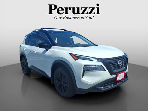 Certified 2023 Nissan Rogue SV w/ SV Premium B Package AWD/4WD image 1