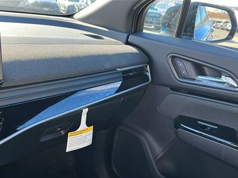 New 2025 Honda Prologue EX image 17