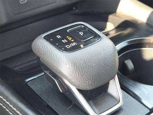 Used 2023 Nissan Rogue SL w/ SL Premium Package image 22