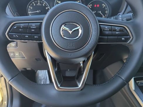 Used 2026 MAZDA CX-70 3.3 Turbo w/ Preferred Package AWD/4WD image 15