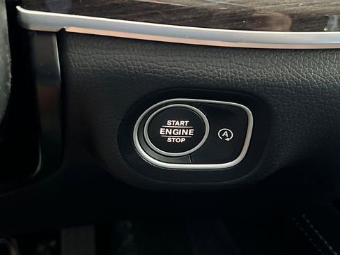 Used 2023 Mercedes-Benz GLS 450 4MATIC image 28
